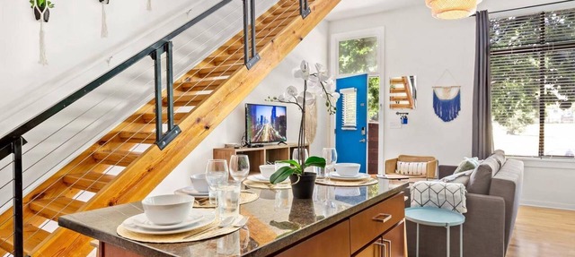 One Bedroom Apartment -10 Min Walk to Epicentre Wifi
