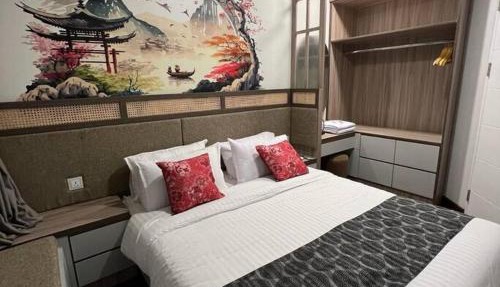 Oririental Style Room by Acewin Inn near China Town