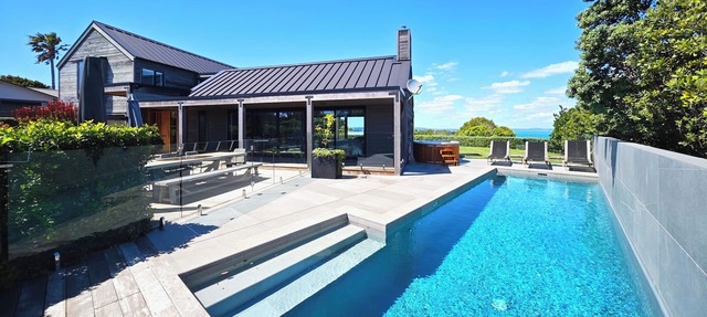 PACIFIC ESCAPE l Luxury house with SPA & Pool & Sea Views | Be My Guest