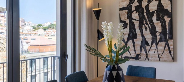 Panorama - Luxurious 4BDR Penthouse by LovelyStay