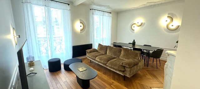 Parisian Luxury Style - Heart of Montparnasse