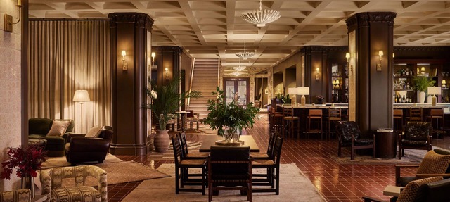 Pasadena Hotel & Pool