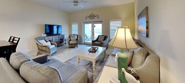 Pavilion Palms 201a