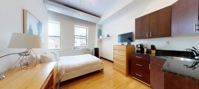 Peaceful Retreat In Boston Near T, Easy Commuting!