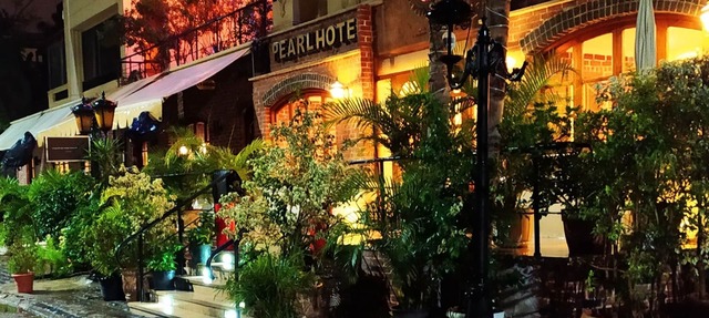 Pearl Hotel