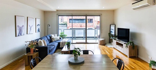 Penny. 2BR Stylish Brunswick Stay w/Parking