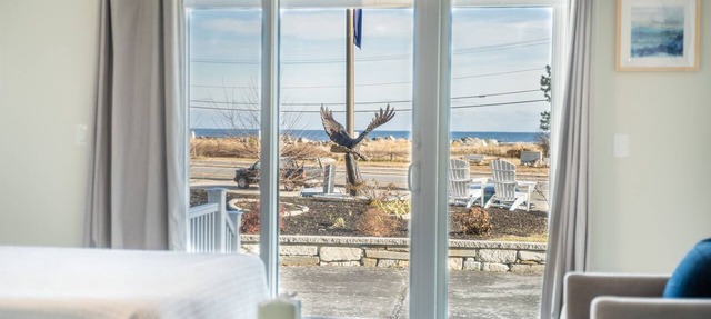 Perfect First Floor Oceanfront Room!