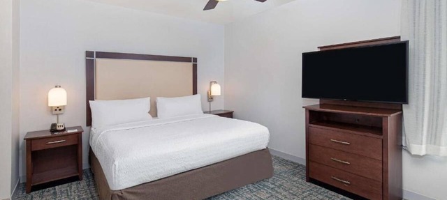 Pet-Friendly Getaway! Free Breakfast & Parking Near Perimeter Mall!