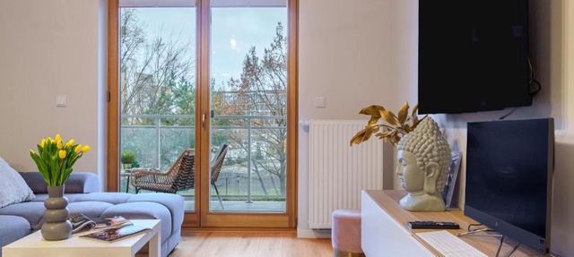 Piękny Apartament Bobrowiecka z balkonem