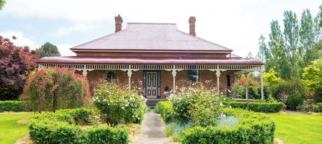 Pierrepoint Wines & Accommodation