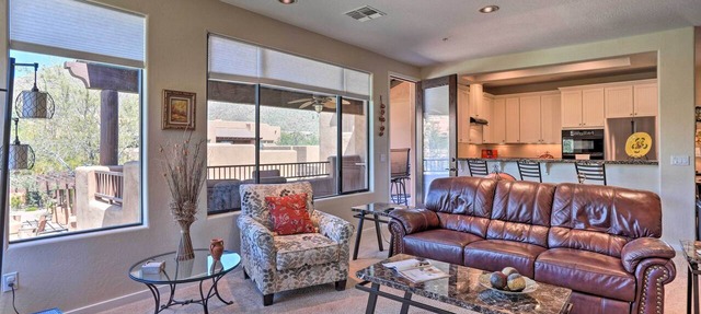 Pool Access, Views: 'Scottsdale Serenity' Condo!