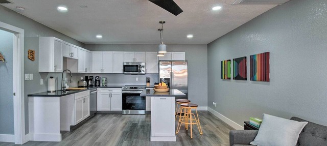 Pool! Couples Haven 1 Mi to Dtwn Apache Junction
