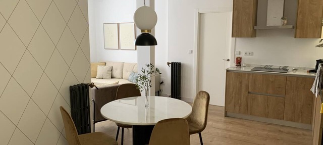 Prado Museum Apartment in Retiro Park, Madrid