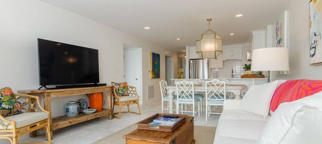 Premier Oceanfront Condo w Rooftop Deck