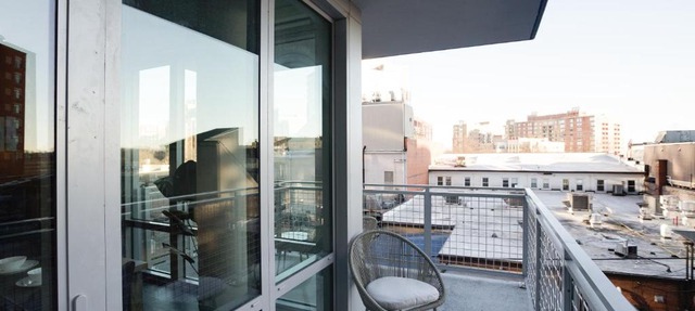 Prime Metro Proximity - Condo at Clarendon