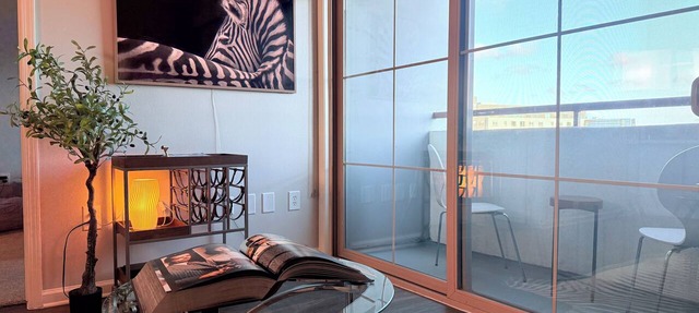 Prime Wilshire Blvd Residence - Pool,Gym