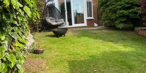 Princes Risborough, Buckinghamshire, comfortable double room, quiet and central location