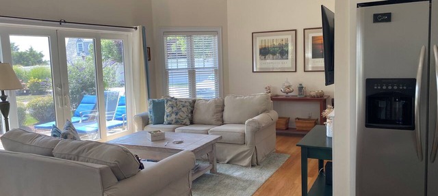 Pristine Year Round Retreat in Private Lewis Bay Compound w/video tour!