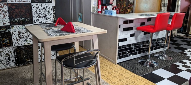 Private, free parking and laundry. Centrally located to everything The Roadhouse