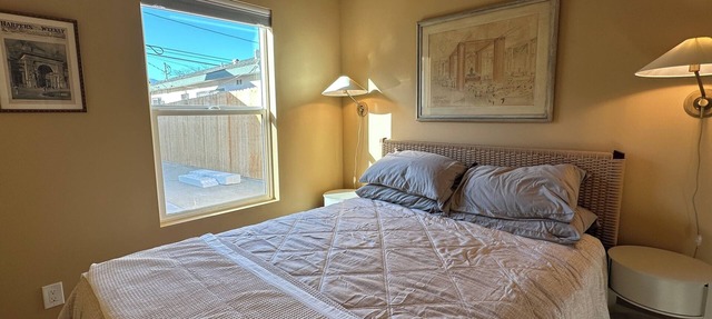Private Gated 1 Bedroom, 1 Bathroom Small House in Glassell Park, Los Angeles
