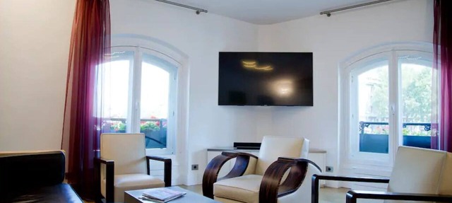 Quai ST MICHEL · LUXURY DESIGN PANORAMIC VIEW ST MICHEL-NOTRE DAME