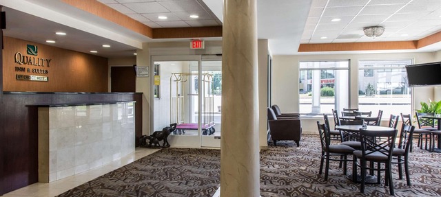 Quality Inn & Suites Danbury near University