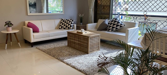 ✪Quiet Bandra 3 bedroom ✪Balconies✪Walk to Ocean✪