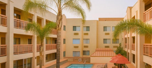 Ramada by Wyndham Hawthorne/LAX
