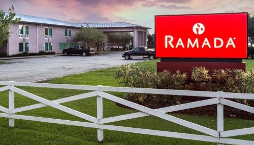 Ramada by Wyndham Luling