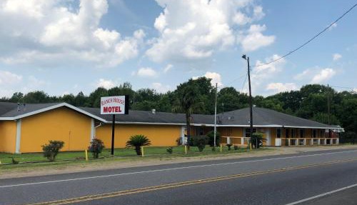 Ranch House Motel