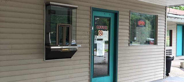 Red Maple Inn