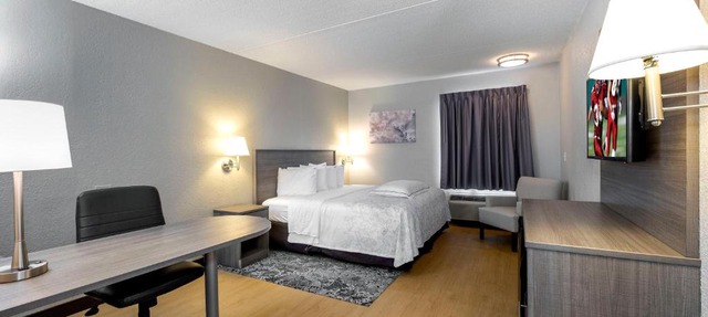 Red Roof Inn PLUS Boston - Mansfield - Foxboro