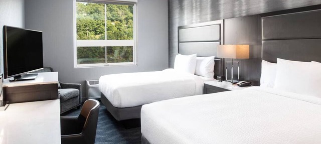 Refresh and Recharge in a Clean Room Near Cedarwood Playground