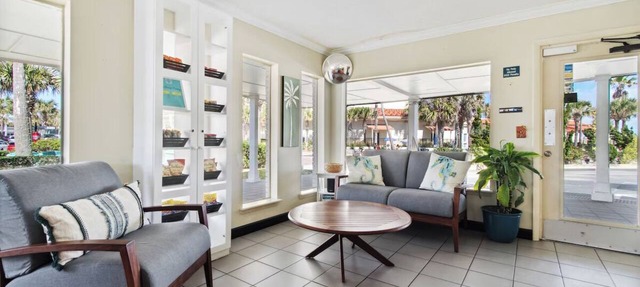 Relaxing Airy Beach Retreat, Perfect for a Peaceful Getaway Escape, Pet Friendly