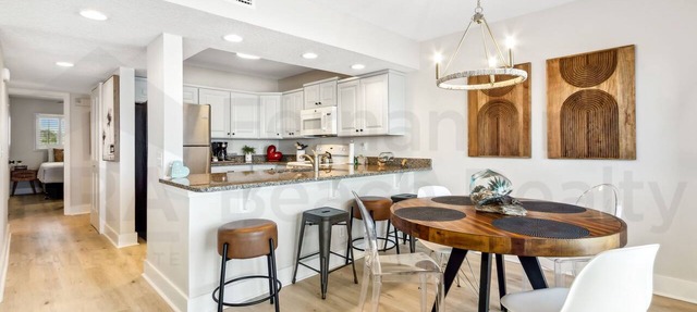 Remodeled 2 Bed/2 Bath, 3rd floor Oceanfront condo sleeps 5. Oceanfront balcony & pool.