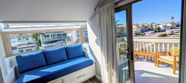 Remodeled Beach Gem: 1 Block to Sand, Pool, Jacuzzi