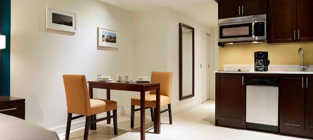 Residence Inn by Marriott Montréal Downtown