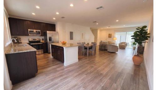 Resort-Style Home in gated community with ammenities close to MCO and Parks!