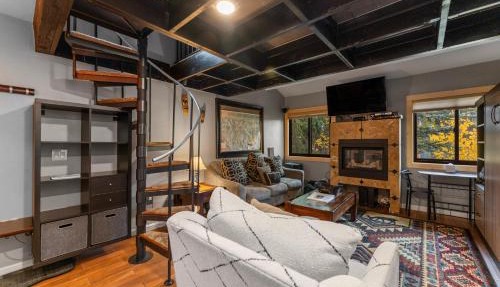 Retreat Condo #5