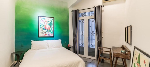 Retro Flat near Nguyen Hue by CIRCADIAN