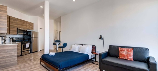 River West, Second Floor Chicago by 747 Lofts