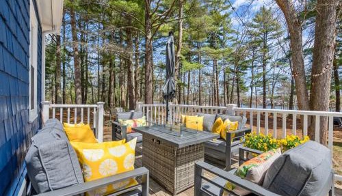 Riverfront Retreat in Wareham