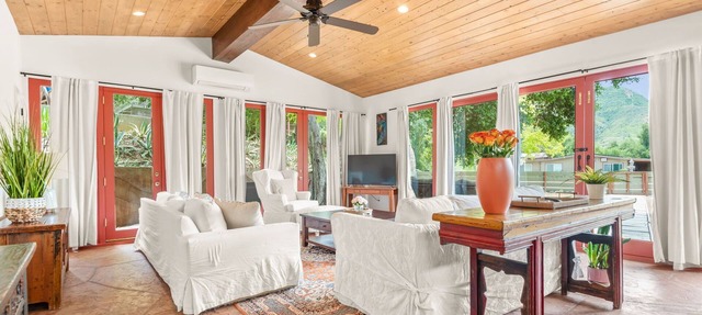 Romantic Garden Cottage Cozy 1BR Escape