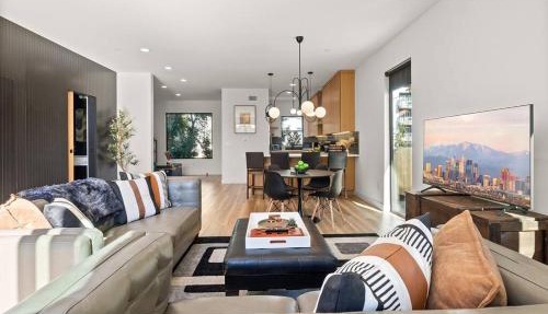 Rooftop 3B 3BA House Near Dodger Stadium and DTLA
