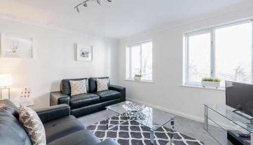 Roomspace Serviced Apartments- Regents Court