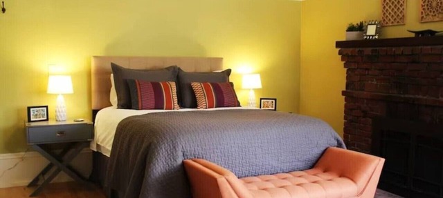 Roomy Studio Walkable to UC Berkeley w/parking