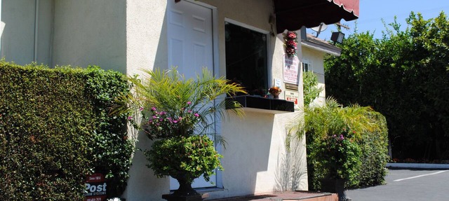 Rose Bowl Motel