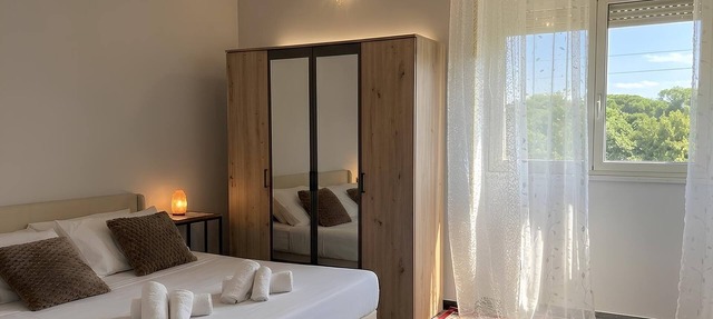 S.R. Guesthouse