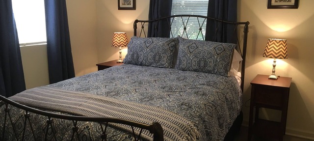 Safe, Spacious Retreat, Minutes to the Revelry