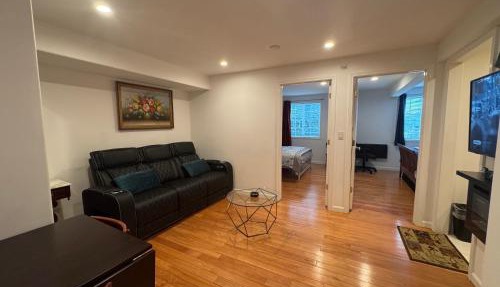San Francisco 2 Bedroom with Parking near BART